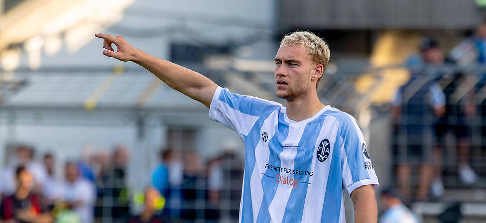 Da geht es lang: Lasse Fa&szlig;mann w&auml;chst in die Rolle des Defensivchefs beim TSV 1860.