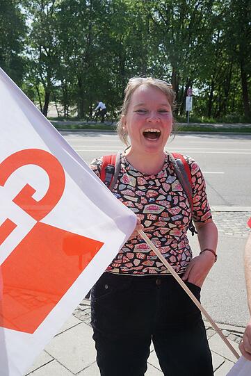 Weitere Bilder der Demonstration der Erzieherinnen und Erzieher am Montag in München