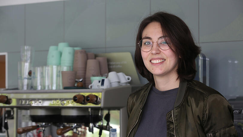 Kiosk-Mitbetreiberin Alessia Dräger freut sich auf die Gäste. Kiosk-Mitbetreiberin Alessia Dräger freut sich auf die Gäste.
