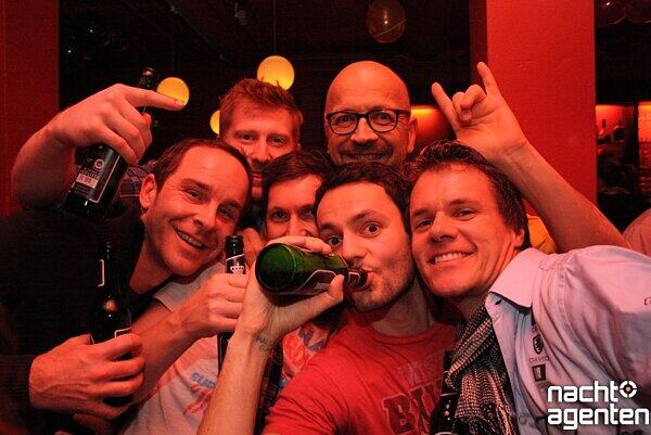 Im neuraum heißt es "Rock'n Roll Baby". Mehr Bilder gibt es unter: www.nachtagenten.de