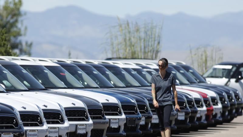 Blick auf Mini-Modelle bei einem Autohändler in Highlands Ranch im US-Bundesstaat Colorado. In den kommenden Jahren wird auf dem US-markt mit schwächeren Auto-Absatzzahlen gerechnet. Blick auf Mini-Modelle bei einem Autohändler in Highlands Ranch im US-Bundesstaat Colorado. In den kommenden Jahren wird auf dem US-markt mit schwächeren Auto-Absatzzahlen gerechnet.