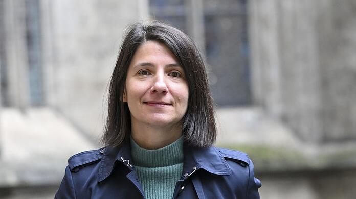 Seit 2020 ist Anne Hübner Chefin der SPD-Fraktion im Stadtrat. Mit dem Partner, den Grünen, gibt es oft Streit. "Gerade reden sie auch nicht mit uns", erzählt Hübner der AZ. Das sei kindisch und verantwortungslos. Ob die Koalition bis zur nächsten Wahl im Frühjahr 2026 hält?