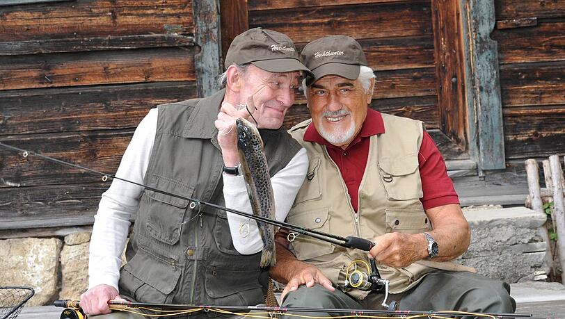 Beste Freunde im Film – auch privat ist Adorf mit Michael Mendl "fast befreundet", wie er sagt: "Unter Schauspielern nicht immer einfach." Beste Freunde im Film – auch privat ist Adorf mit Michael Mendl "fast befreundet", wie er sagt: "Unter Schauspielern nicht immer einfach."