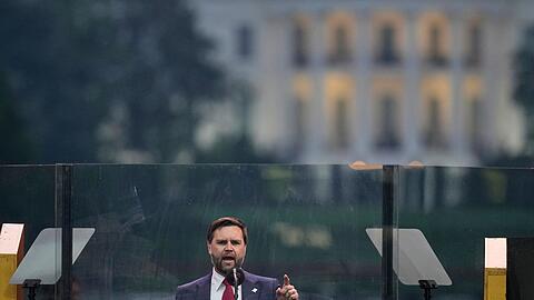 Vizepräsident Vance ruft die Amerikaner auf, darauf zu vertrauen, dass Trump bei seiner Nahost-Politik von den Interessen der amerikanischen Bevölkerung geleitet wird. (Archivbild)