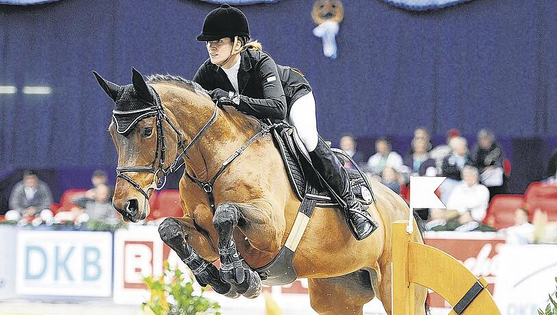 „Ich stamme aus einer pferdeverrückten Familie, schon mein Vater war Vielseitigkeitsreiter“: Marie-Jeanette Ferch bei den Munich Indoors. Foto: Karl-Heinz Frieler „Ich stamme aus einer pferdeverrückten Familie, schon mein Vater war Vielseitigkeitsreiter“: Marie-Jeanette Ferch bei den Munich Indoors. Foto: Karl-Heinz Frieler