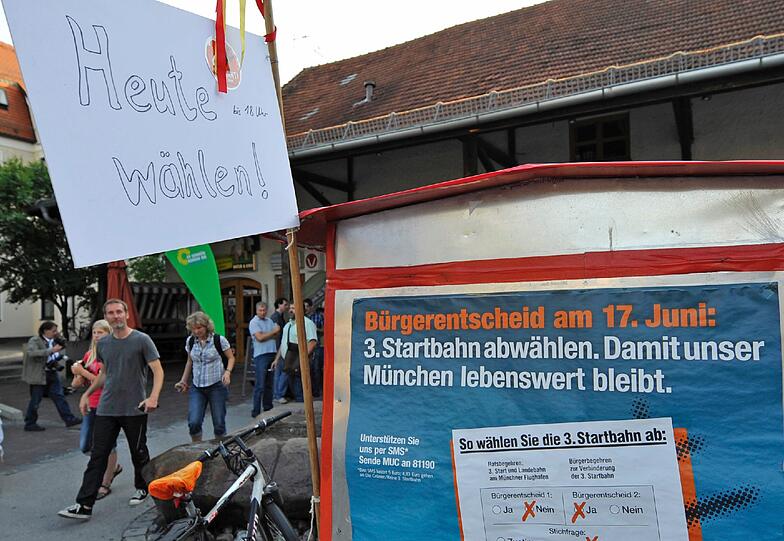 Seit Wochen tobt in München der Wahlkampf zwischen Startbahn-Befürwortern und Gegnern.