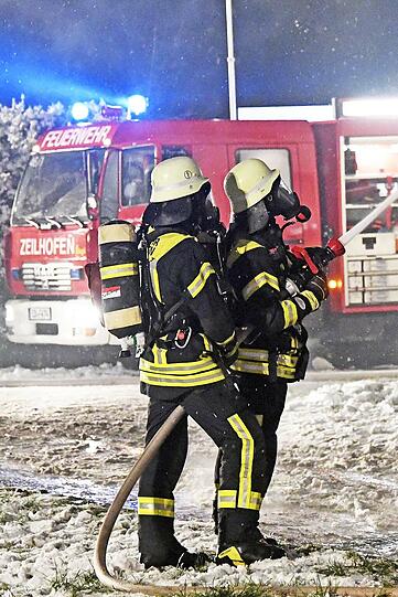 Am Mittwoch kam es in einem Bauernhof nahe Dorfen zu einem Großbrand.