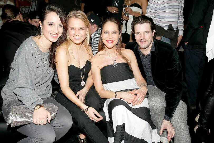 Stephanie Stumph, Nova Meierhenrich, Doreen Dietel und Freund Tobias Guttenberg