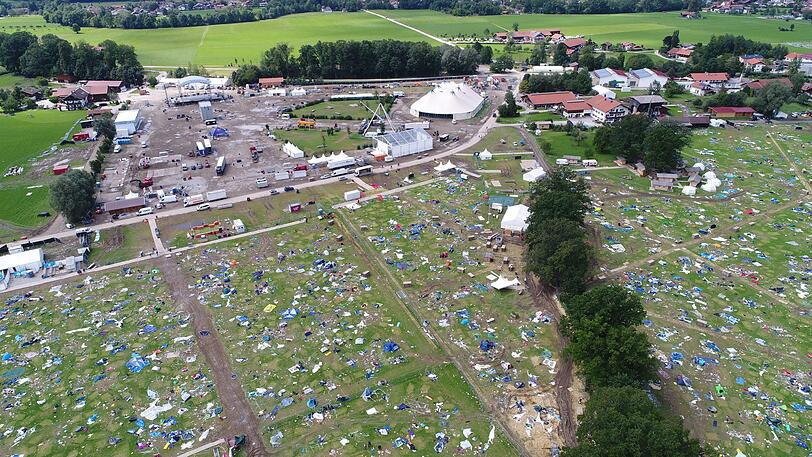 Unwetter-Chaos beim Chiemsee Summer 2017. Die Bilder.