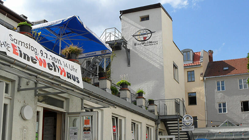 Das Eine-Welt-Haus an der Schwanthalerstraße. Das Eine-Welt-Haus an der Schwanthalerstraße.