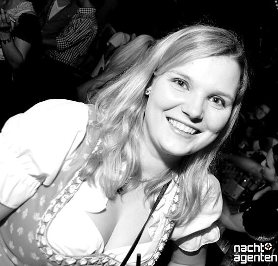 Tracht und Club - das passt zusammen! Am Dienstag wurde beim "Heimatabend" im "8below" gefeiert. Mehr Bilder unter: www.nachtagenten.de