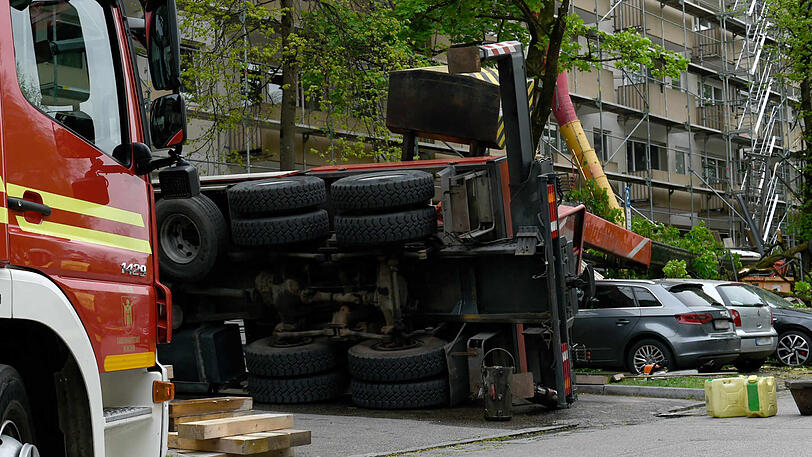 Bilder vom Unfallort in der Thalkirchner Straße.