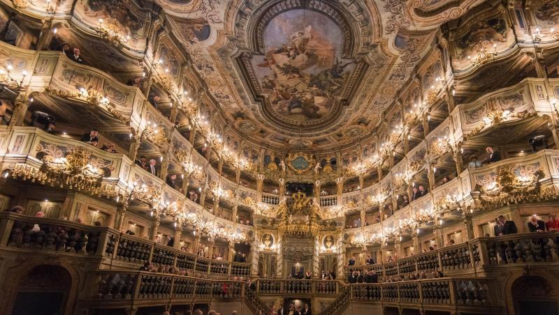 Blick in den Saal des renovierten Markgräflichen Opernhauses.