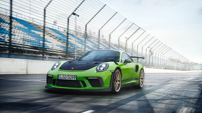 Mit dem 911 GT3 RS stellt Porsche seinen leistungsstärksten straßenzugelassenen Rundstrecken-Sportwagen mit Saugmotor vor.