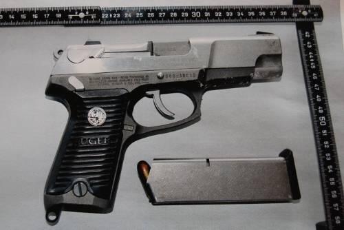 Familientragödie: Mit dieser Waffe erschoss ein 40-jähriger  Waffennarr drei Angehörige.