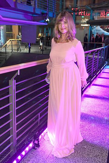 Flop: Nastassja Kinski zeigt viel Kleid, aber zu wenig Haut