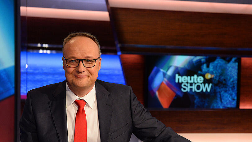 Olliver Welkes "heute-show"-Gags sollen bei "Titanic" abgekupfert sein - nun konnten sich beide Parteien einigen Olliver Welkes "heute-show"-Gags sollen bei "Titanic" abgekupfert sein - nun konnten sich beide Parteien einigen