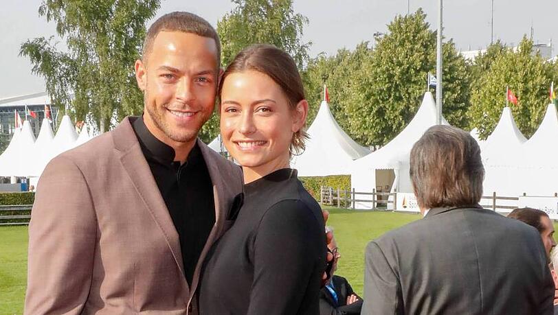 Noch immer ein Paar: "Bachelor" Andrej Mangold und Jennifer Lange Noch immer ein Paar: "Bachelor" Andrej Mangold und Jennifer Lange