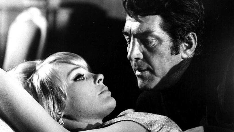 "Rollkommando": Elke Sommer dreht 1968 mit dem legendären Dean Martin († 1995). "Rollkommando": Elke Sommer dreht 1968 mit dem legendären Dean Martin († 1995).