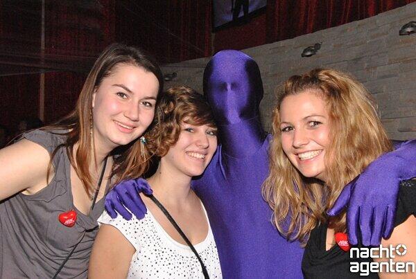 Europas größte Halloween-Party fand am Samstag in der Kultfabrik statt. Noch mehr Fotos gibt es unter www.nachtagenten.de.