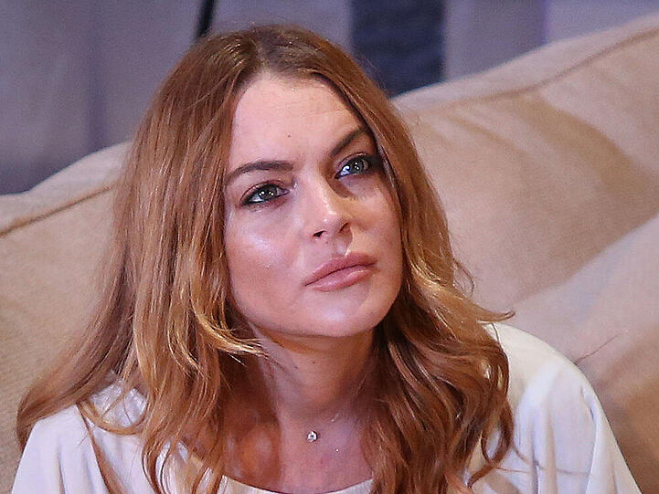 Skandalnudel Lindsay Lohan (28) kann auf viele Affären mit Männern zurückblicken. Ihre wohl ernsthafteste Beziehung führte sie jedoch mit einer Frau. Mit der DJane Samantha Ronson (36) war sie von 2008 bis 2011 zusammen.