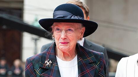 K&ouml;nigin Margrethe verbrachte einen Tag auf der Dannebrog.