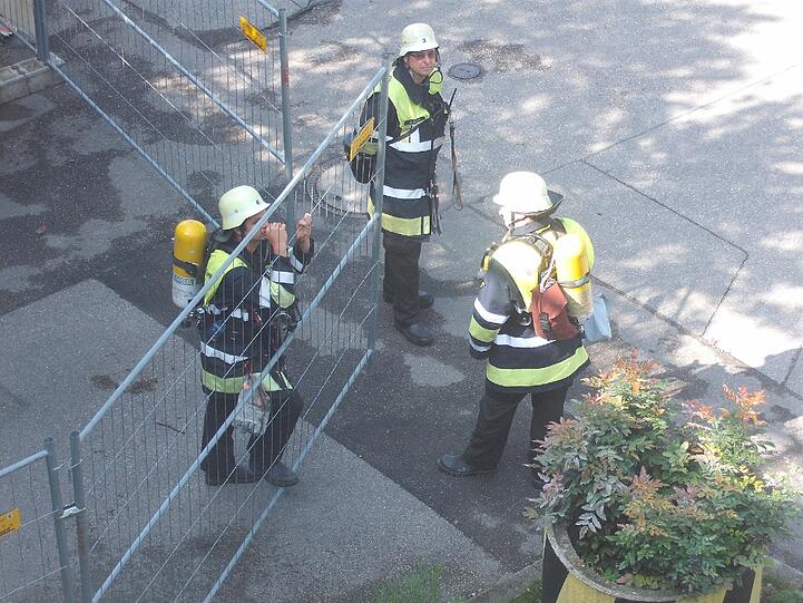 Der Unfall an der Gasleitung spielte sich ca. 50 Meter von der S-Bahn-Strecke ab.