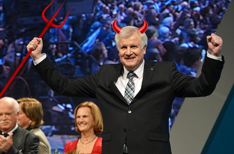 Mephisto Horst? Ministerpräsident Seehofer spielt im Singspiel frei nach "Faust" eine Hauptrolle. Welche, das ist noch geheim.