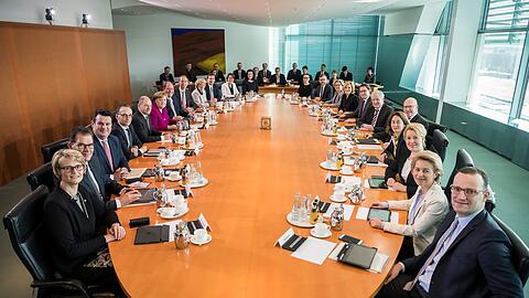 Berlin: Zweite Kabinettsitzung im Bundeskanzleramt.