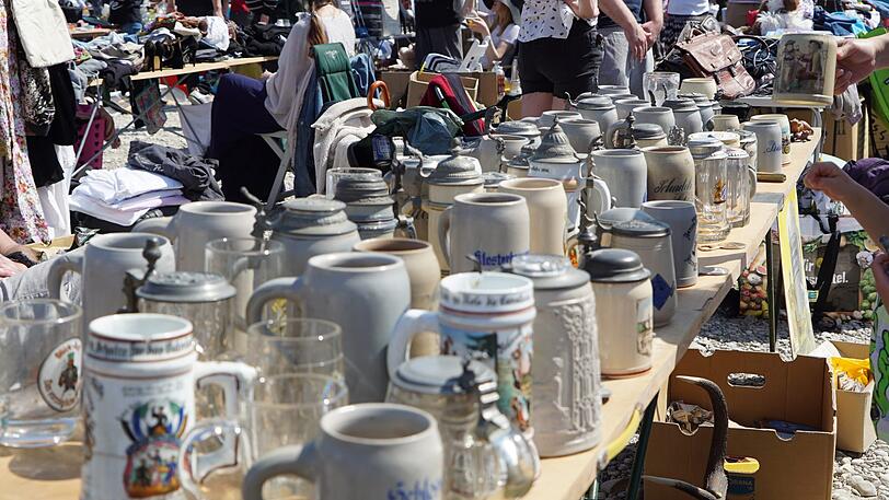 Von Ramsch bis Kult: Der Flohmarkt auf der Theresienwiese bietet für Jäger und Sammler eine große Auswahl.