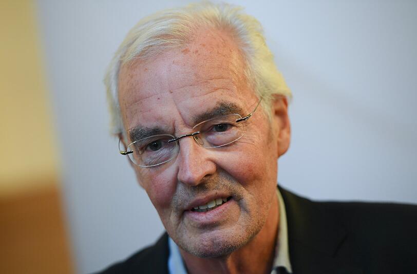 Bodo Kirchhoff erhält den Deutschen Buchpreis 2016 für den Roman "Widerfahrnis".