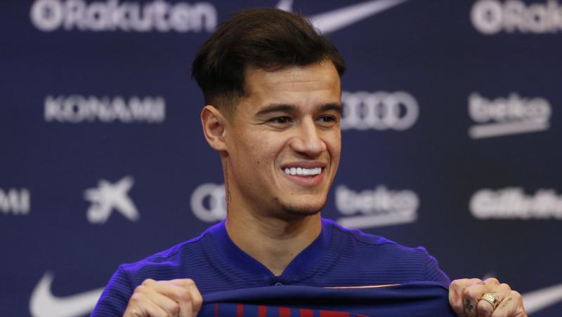 Philippe Coutinho posiert für die Medien. Foto: Manu Fernandez/Archivbild Philippe Coutinho posiert für die Medien. Foto: Manu Fernandez/Archivbild