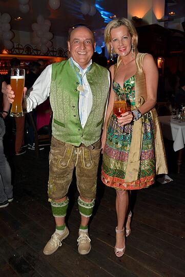 Neun Jahre "Bachmaier Hofbräu" in München. Die Bilder von der feucht-fröhlichen Party!