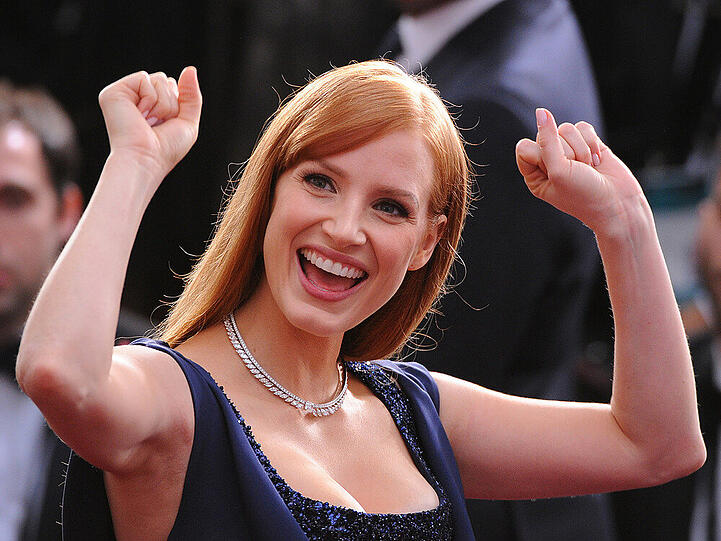 Ein echtes Schnäppchen: Wie hier bei ihrer Ankunft auf dem roten Teppich der diesjährigen Oscar-Verleihung, dürfte Jessica Chastain auch über ihre neue Luxus-Wohnung jubeln
