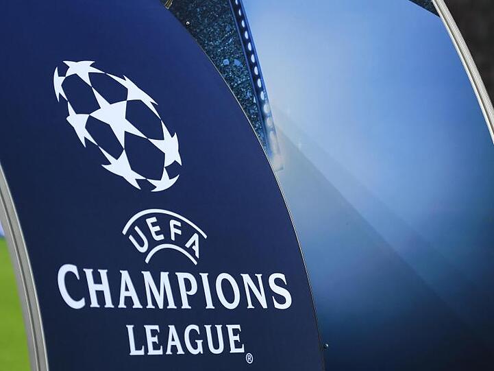 Bei der Champions-League-Reform gibt es eine Debatte um Sonntagsspiele und mögliche Kompromisse.