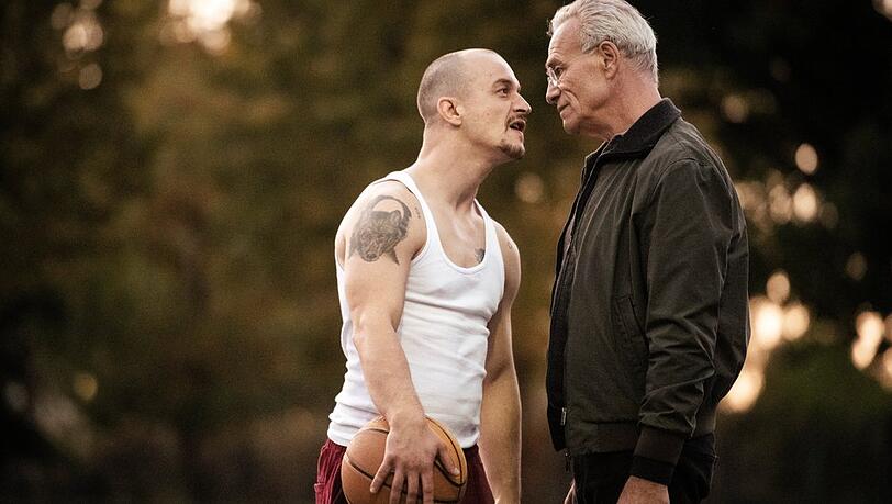 "Tatort: Schutzmaßnahmen": Kommissar Max Ballauf (Klaus J. Behrendt, r.) befragt Marco Raschke (Paul Wollin).
