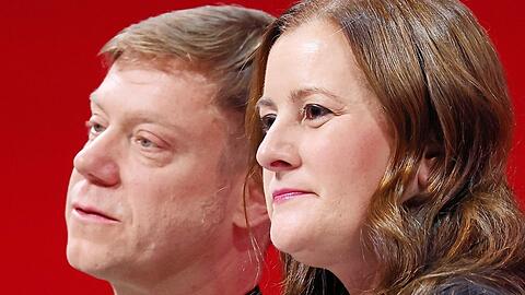 Da schienen sie noch zuversichtlich: Die bisherigen Parteivorsitzenden der Linken, Martin Schirdewan und Janine Wissler, beim Parteitag in Augsburg im November.
