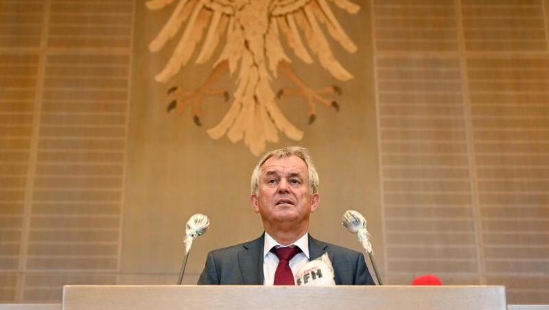 Will Krawalle unbedingt verhindern: Frankfurts Polizeipräsident Gerhard Bereswill. Will Krawalle unbedingt verhindern: Frankfurts Polizeipräsident Gerhard Bereswill.