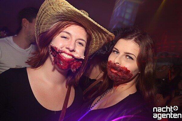 Der TOR Club verwandelte sich zu Halloween in ein "CRAZY HOSPITAL"! Mehr Bilder unter: www.nachtagenten.de.