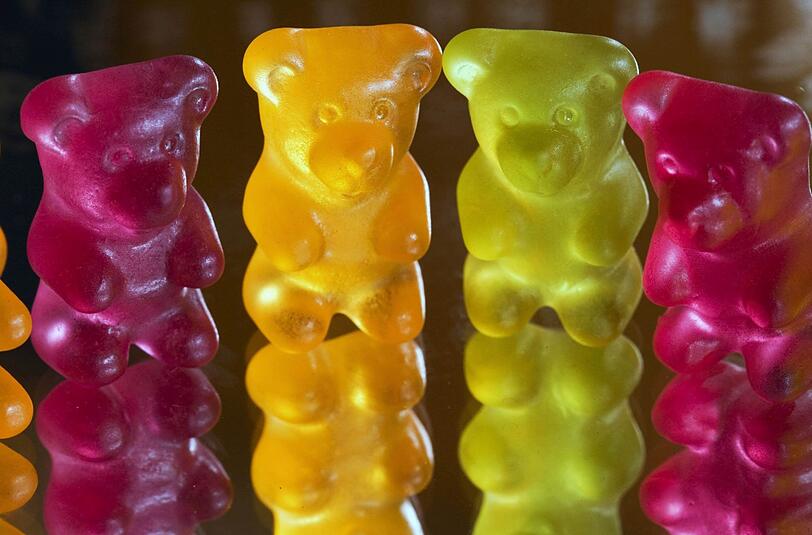 Angefangen hat alles mit Gummibärchen und Keksen. Weil Schüler im Schullandheim gebröselt haben, sollen sie Geld für die Reinigung bezahlen.