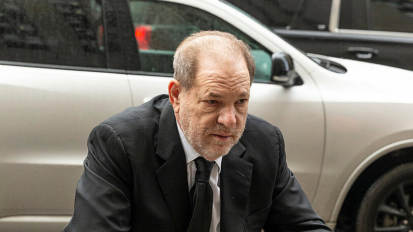 Harvey Weinstein ist der Vergewaltigung und sexuellen Nötigung schuldig.