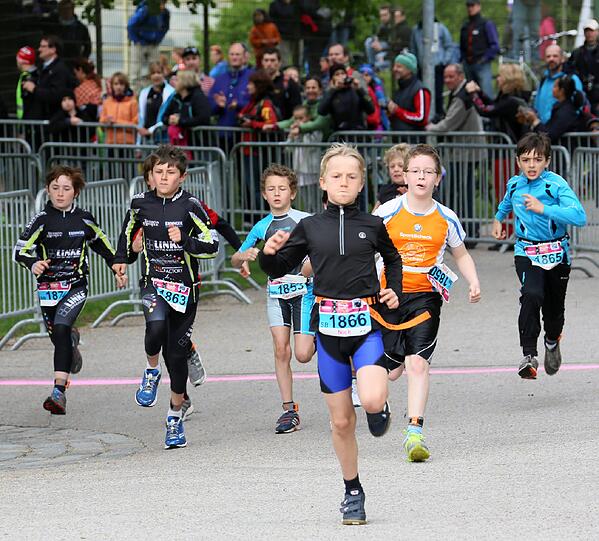 Triathlon in Milbertshofen. Die Bilder.