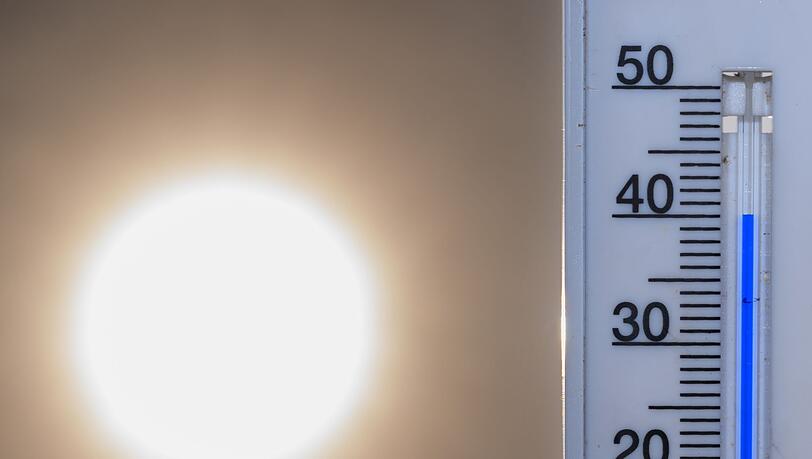 Zwei von drei Deutschen machen sich Sorgen, dass der Klimawandel unsere Lebensgrundlagen zerstört. (Symbolbild) Zwei von drei Deutschen machen sich Sorgen, dass der Klimawandel unsere Lebensgrundlagen zerstört. (Symbolbild)
