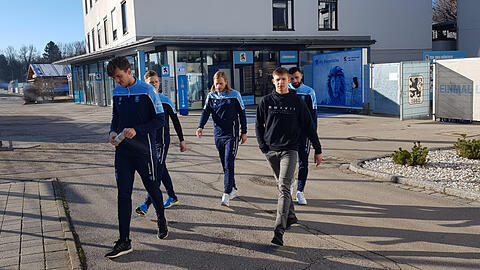 Trainingsauftakt an der Grünwalder Straße: Herbert Paul und Co. starten die Vorbereitung.