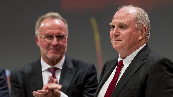Karl-Heinz Rummenigge (l.) und Uli Hoeneß mischen mittlerweile wieder deutlich intensiver beim FC Bayern mit.