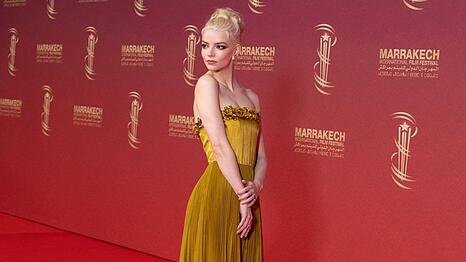 Anya Taylor-Joy auf dem roten Teppich beim marokkanischen Festival.