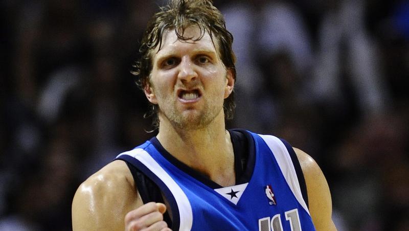 Dirk Nowitzki will mit den Dallas Mavericks endlich den Titel bejubeln Dirk Nowitzki will mit den Dallas Mavericks endlich den Titel bejubeln