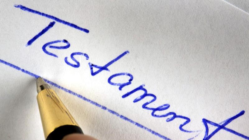 Streit ums Erbe wollen die meisten Deutschen am liebsten vermeiden. Doch in der Praxis klappt das in vielen Fällen nicht - mit steigender Tendenz. Streit ums Erbe wollen die meisten Deutschen am liebsten vermeiden. Doch in der Praxis klappt das in vielen Fällen nicht - mit steigender Tendenz.