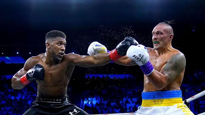 Ein ganz besonderer Sieg: Oleksandr Usyk (r) aus der Ukraine konnte sich gegen Anthony Joshua durchsetzen.
