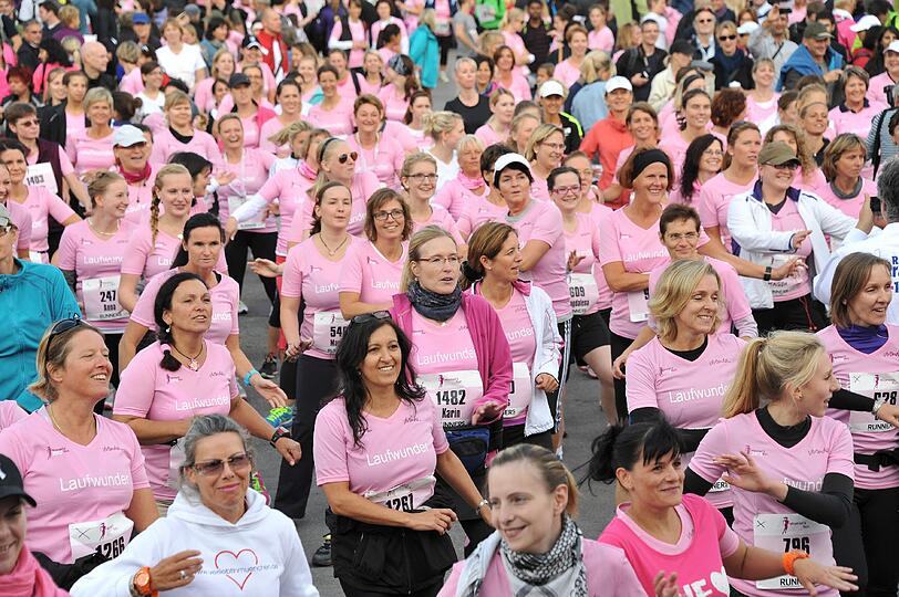 Rosa Frauenpower im Olympiapark: Die Bilder vom Women's Run 2012.